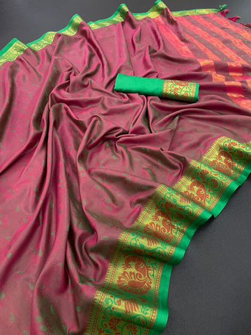 Exceptional Dark Pink Soft Silk Saree With Beleaguer Blouse Piece