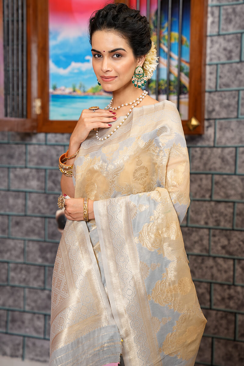 Pleasurable Silver Linen Cotton Silk Saree With Divine Blouse Piece