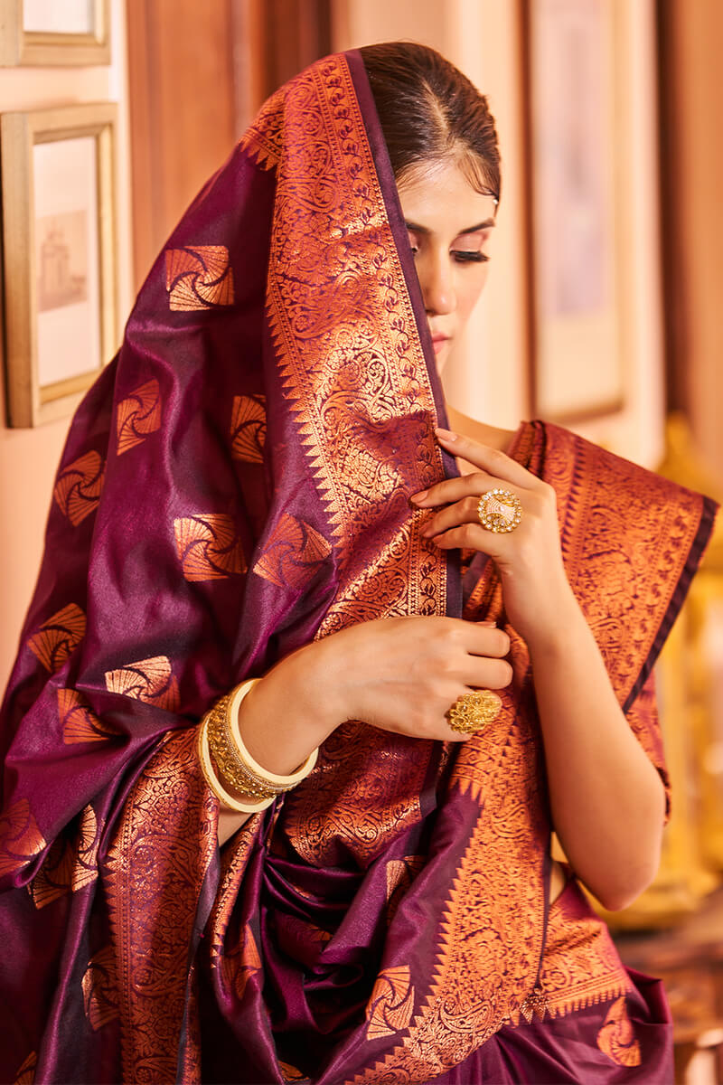Incredible Purple Soft Banarasi Silk Saree With Propinquity Blouse Piece