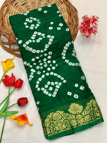Effervescent Green Bandhani Silk Saree With Gossamer Blouse Piece