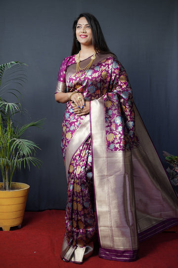 Gratifying Purple Kanjivaram Silk With Phenomenal Blouse Piece