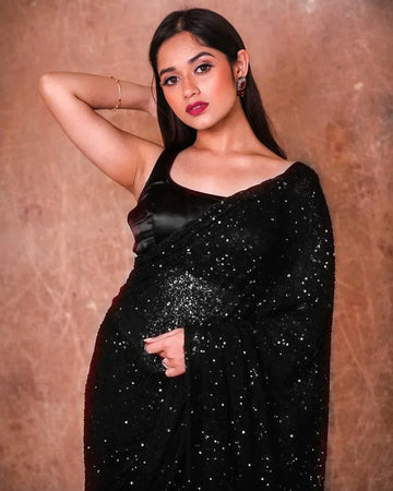 Latest Partywear Picks: New Designer Sarees With Blouse