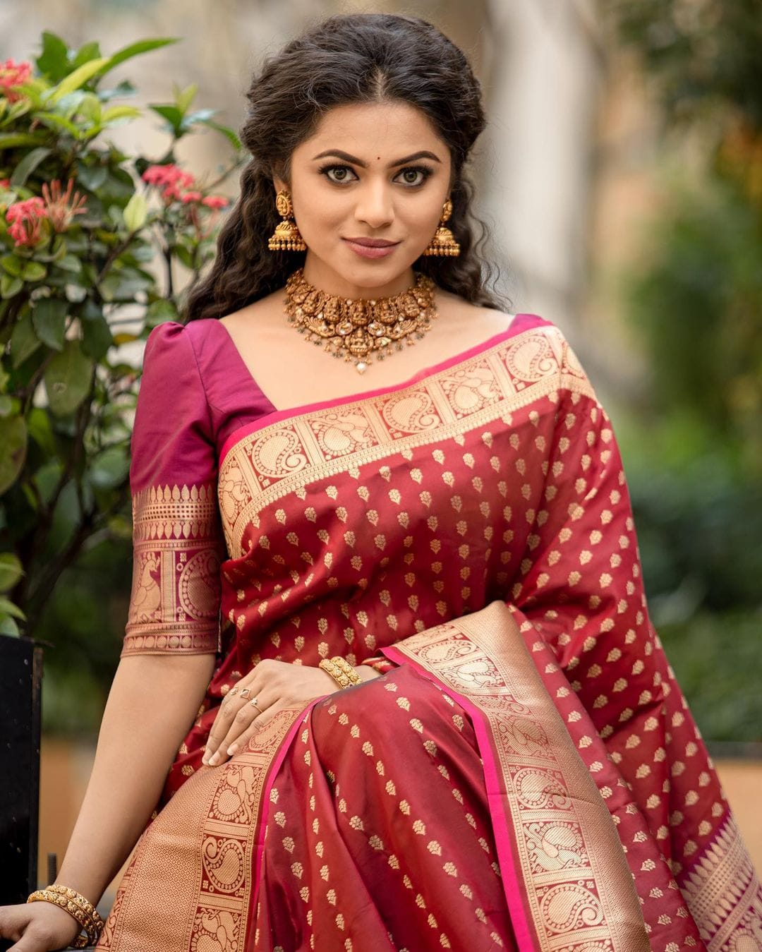 Desirable Maroon Soft Silk Saree With Ravishing Blouse Piece
